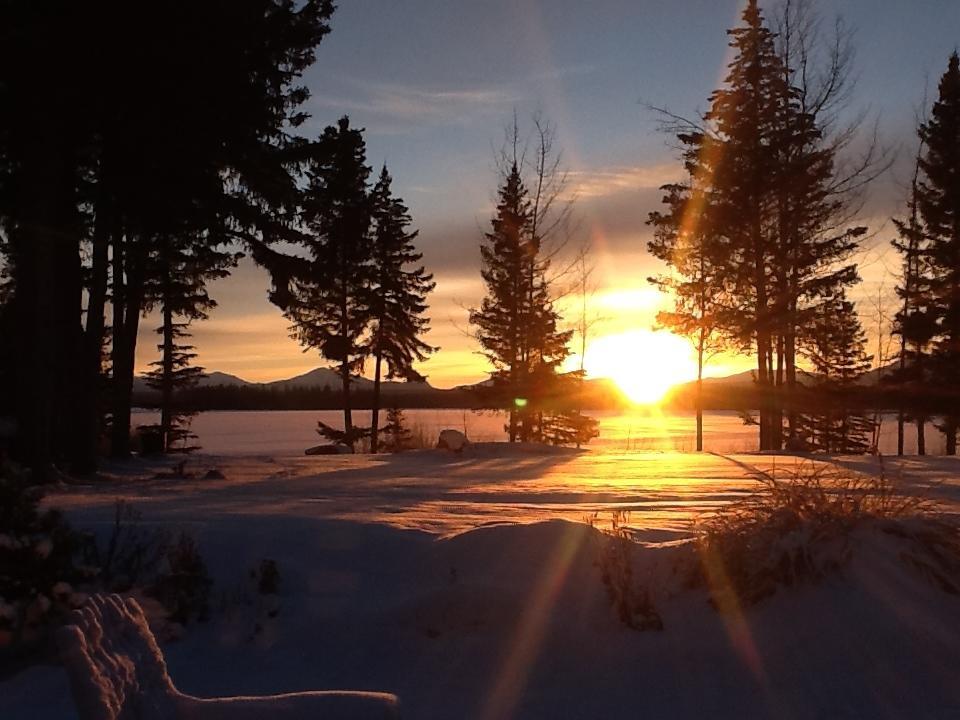 Retreat Wilderness Inn Nimpo Lake Exterior photo